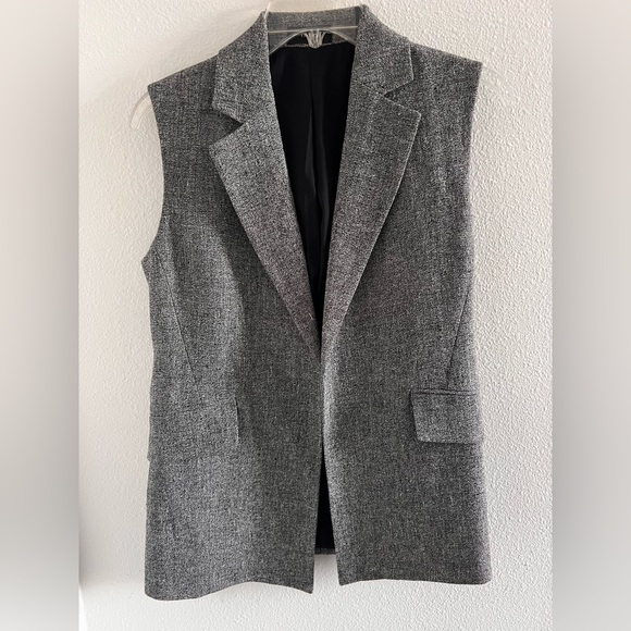 Theory women’s structured vest - Picture 1 of 7